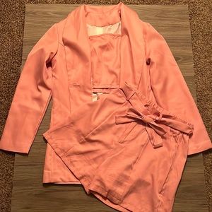 NRTHYE women’s business outfit from Amazon. Size M worn once